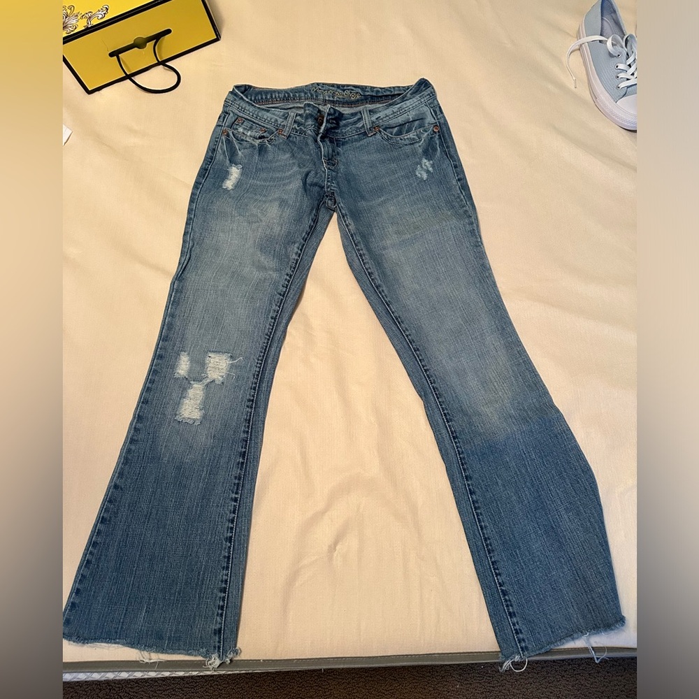 American eagle women’s jeans size 4 short